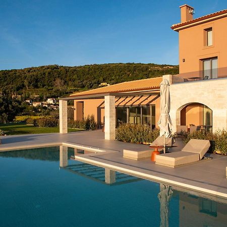 Reveli Suites Katelios Luaran gambar