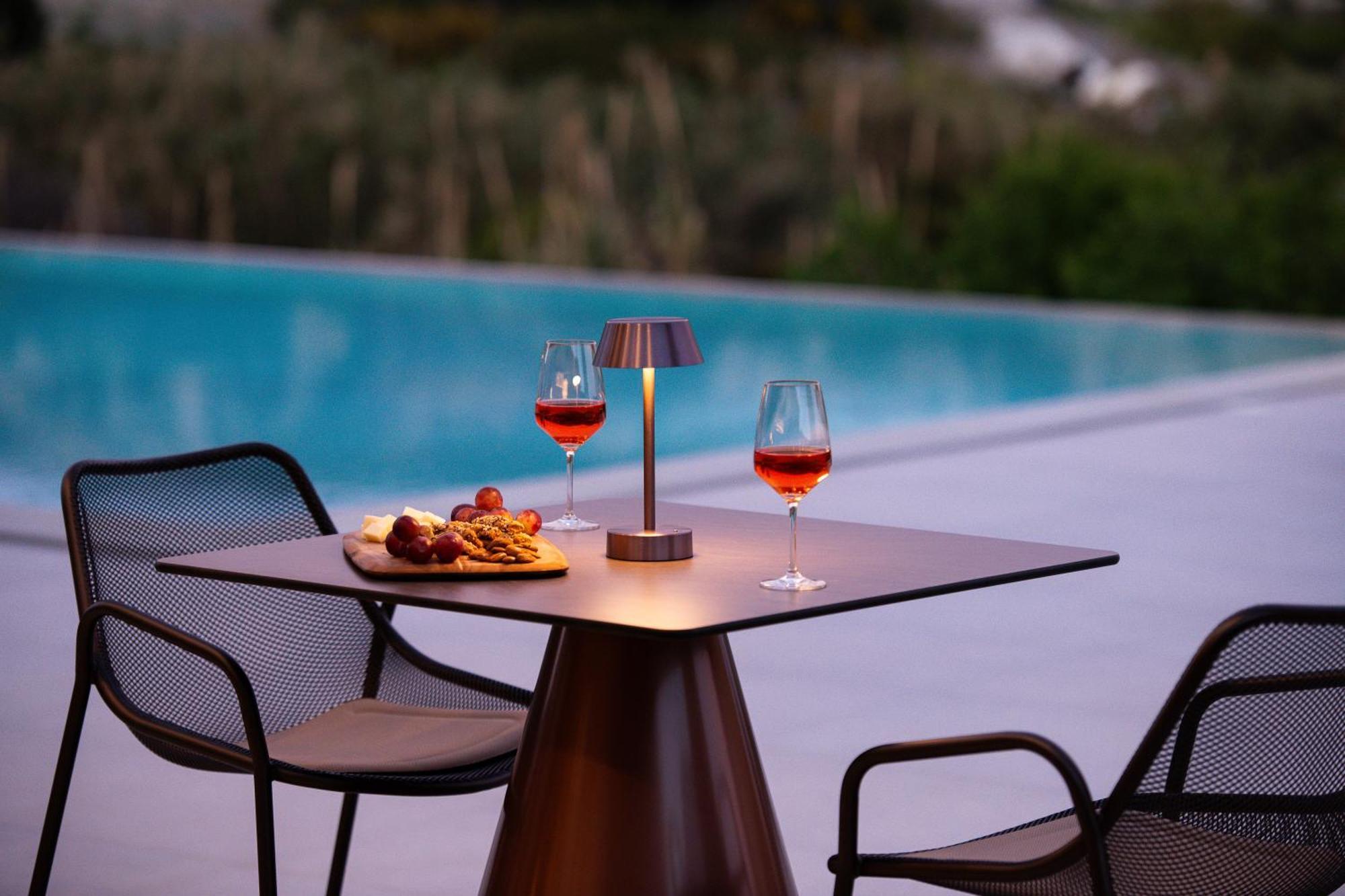 Reveli Suites Katelios Luaran gambar