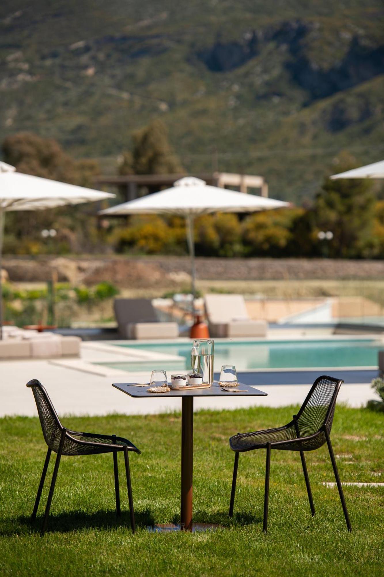 Reveli Suites Katelios Luaran gambar