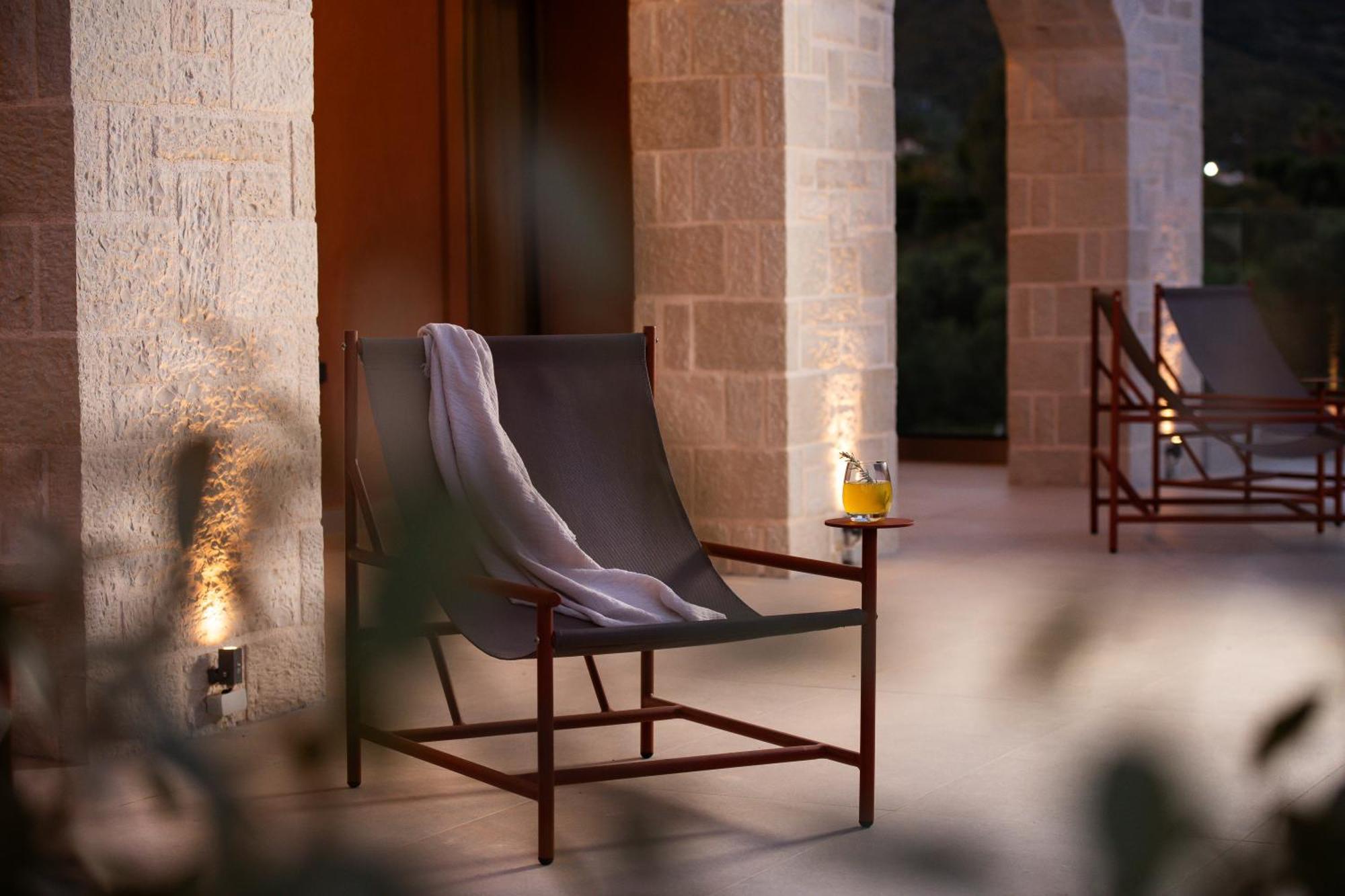 Reveli Suites Katelios Luaran gambar